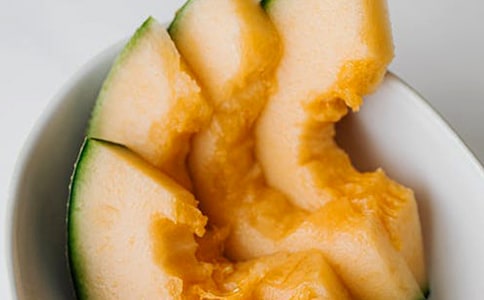 ���ܹ�����15ƪ